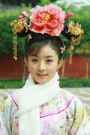  李晟邓萃雯 